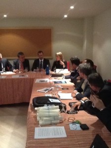 Analore en su ponencia