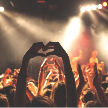 Marcas que conectan emocionalmente con los consumidores emociones