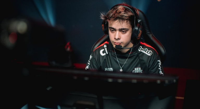 Streamers de Latinoamérica en Twitch: YoDa